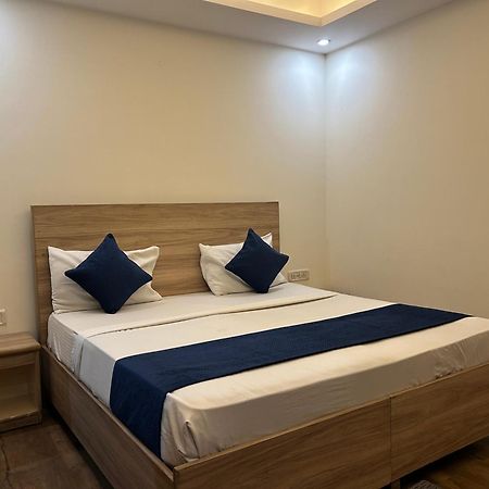 Hotel Aerocity Golden Close To New Delhi Airport المظهر الخارجي الصورة