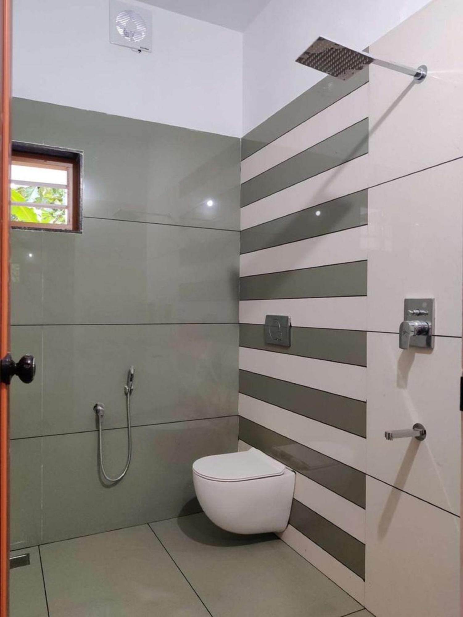 Hotel Aerocity Golden Close To New Delhi Airport المظهر الخارجي الصورة